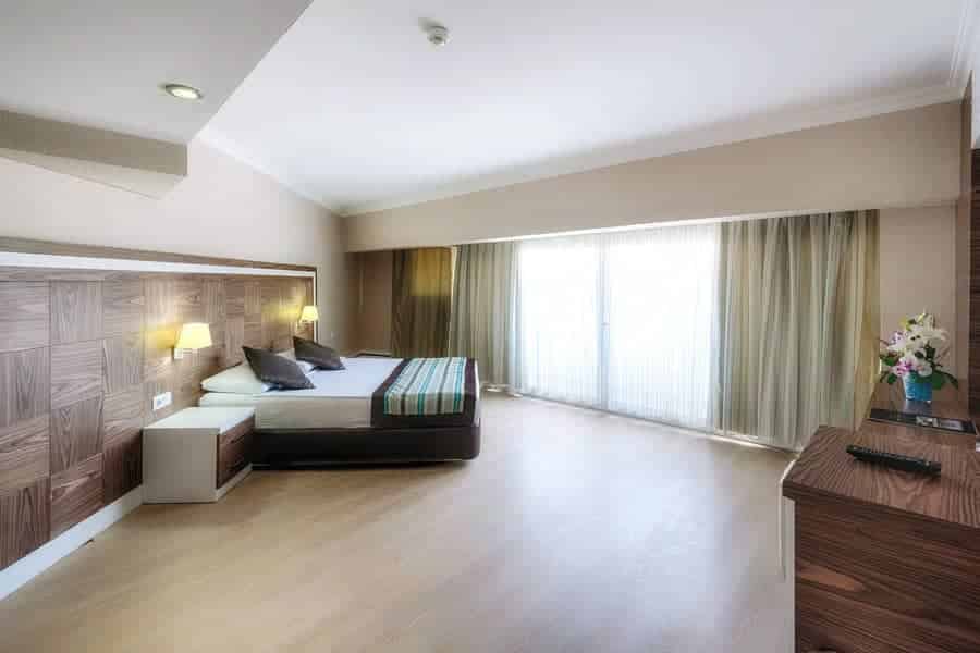 Royal Towers Resort Hotel & Spa
